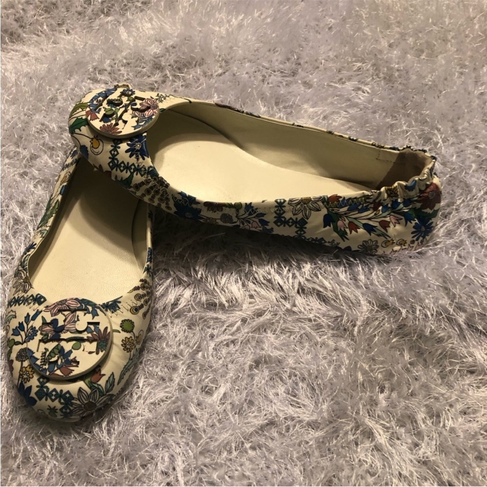 Tory Burch Floral Cream Ballet Flats - Picture 7 of 7